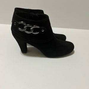 A2 Aerosoles black suede booties